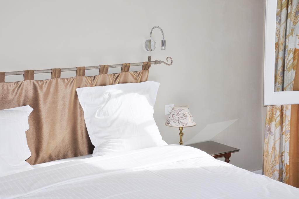אוש Hotel De France חדר תמונה